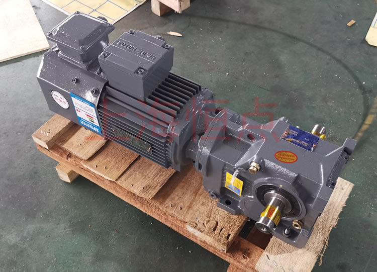 K37系列減速機輸入配變頻電機，輸出雙軸A+B 實物照片