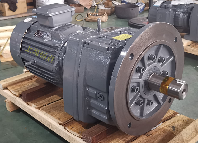 RF87減速機，立式安裝，輸入配電機，實物照片如下