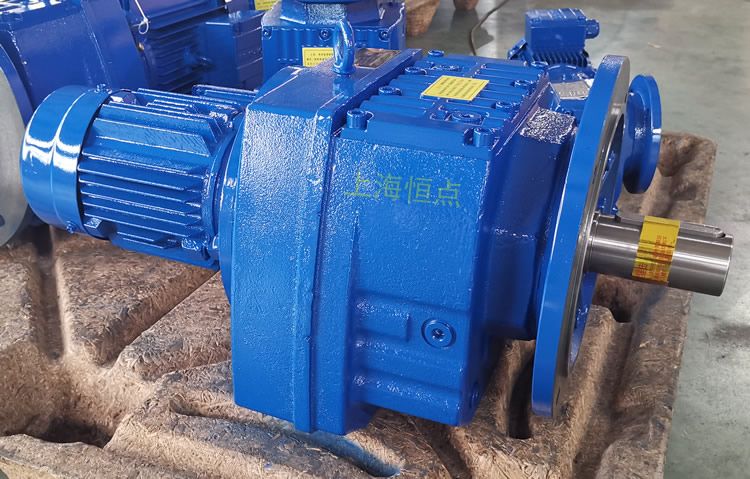 RF87減速機，立式安裝，輸入配電機，實物照片如下