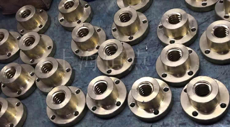 絲杆升降機出廠時升降螺母打孔